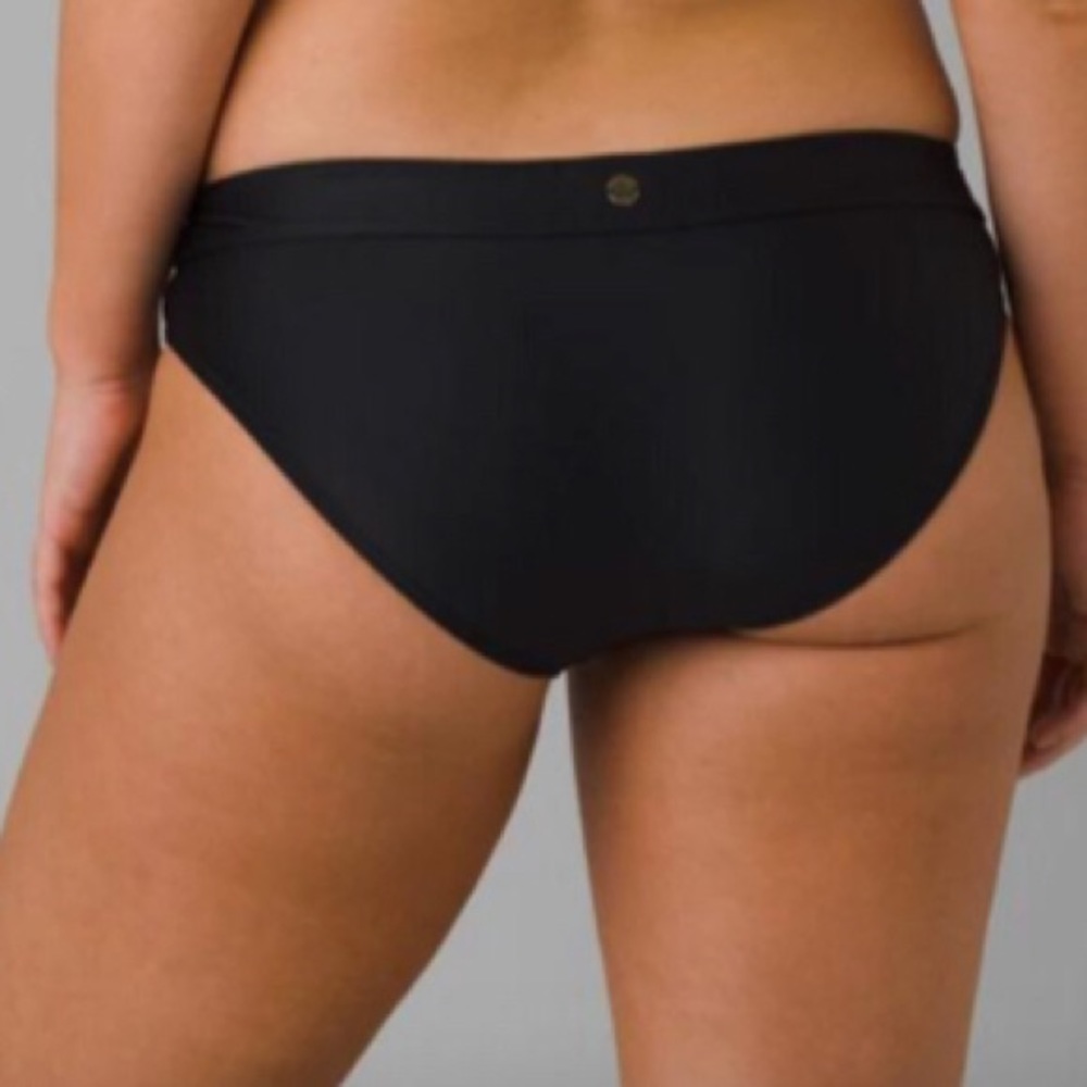 🌟NWT PraNa black bikini swim bottom🌟